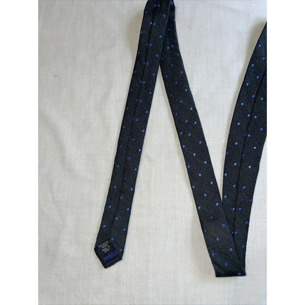 Michael Kors Dress Tie Men’s Size 58” Gray Dotted Silk Blend Designer